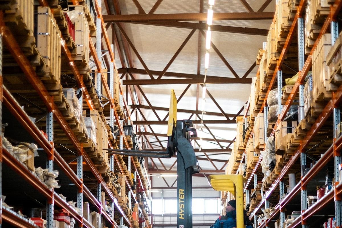 Warehouse pick and pack area for wholesale orders