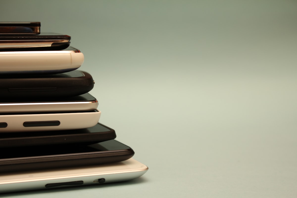 Stacked wholesale mobile phone handsets