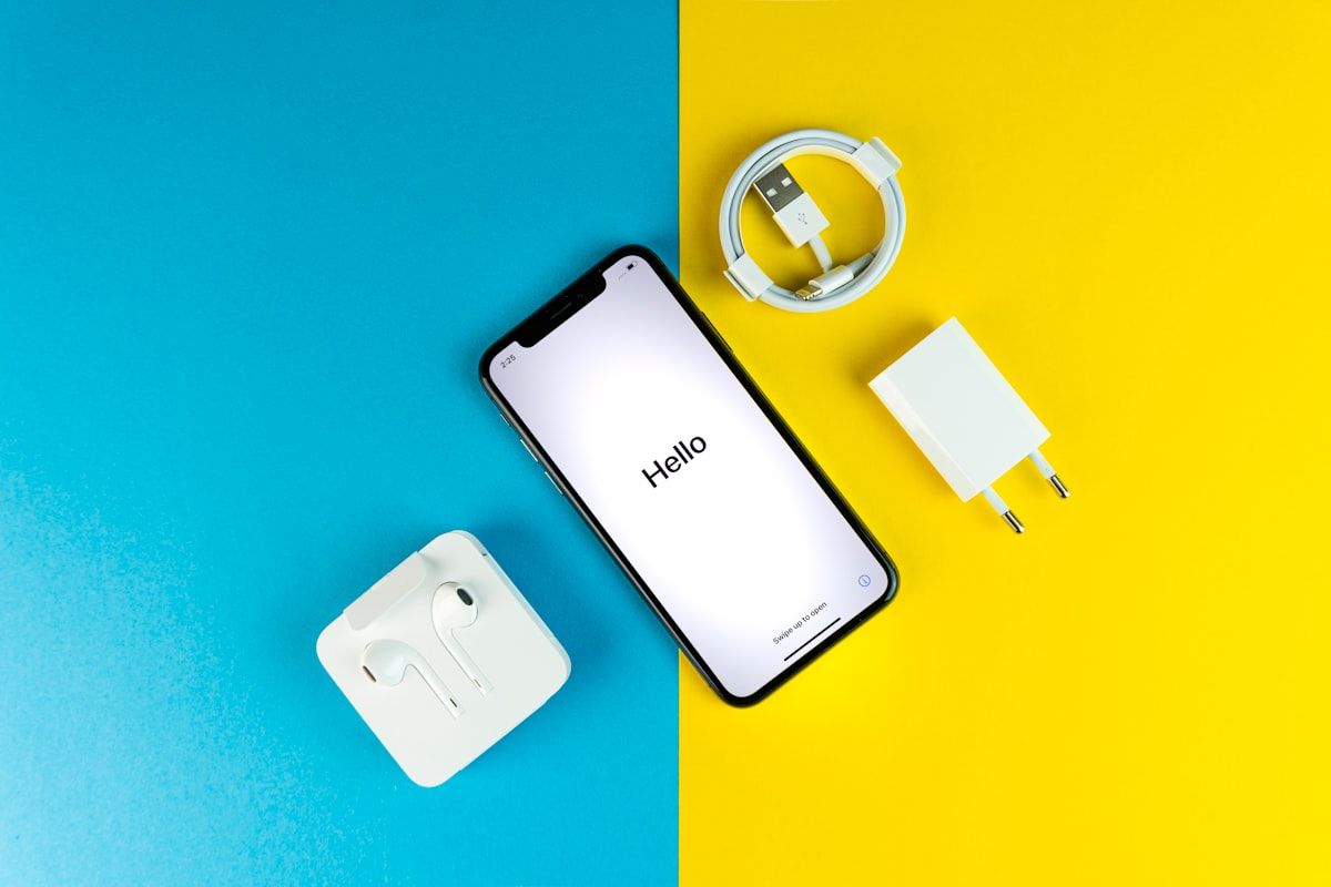 Wholesale mobile phone chargers and charging accessories